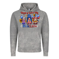 Cloud Rock hangin with my gnomerica Vintage Hoodie - RacoonDesign