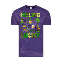 Cloud Purple feeling lucky Vintage Tee - Artiststas