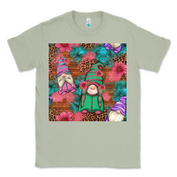 Matcha floral easter gnomes seamless pattern Classic Tee - Artiststas
