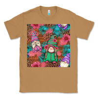 Toasted Coconut floral easter gnomes seamless pattern Classic Tee - Artiststas