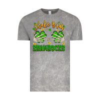 Cloud Rock shake your shamrocks Vintage Tee - Artiststas