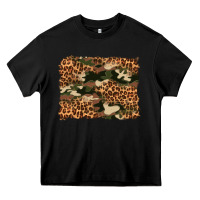 Black camouflage and leopard background Heavy Core Tee - Artiststas