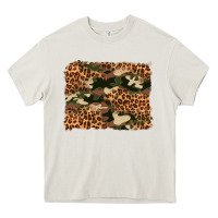 Cream camouflage and leopard background Heavy Core Tee - Artiststas
