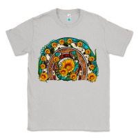 Moon Dust sunflower gemstone leopard cowhide horseshoe rainbow Classic Tee - Artiststas