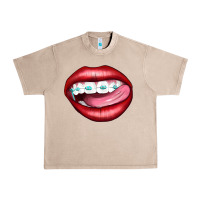 French Oak Lips Dental Braces Urban Heavy Tee - Artiststas