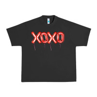 Pigment Black Valentine's Day Xoxo Balloon Urban Heavy Tee - Artiststas