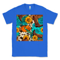 True Royal cowboy boots and hat seamless pattern Classic Tee - BundleAndBundleShop