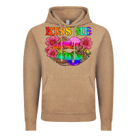 Vintage Coffee lgbtq kiss me Vintage Hoodie - HRA Design Shop