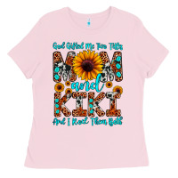 Bubblegum Pink god gifted me two titles mom and kiki and i rock t Ladies Tee - JahusDesignShop