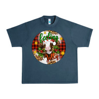 Midnight Navy Christmas feeling jolly cow ornament Urban Heavy Tee - Artiststas