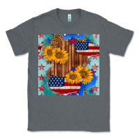 Charcoal Heather usa map with sunflowers and leopard seamless pattern Classic Tee - BundleAndBundleShop