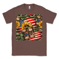 Chestnut usa flag with army boot seamless pattern Classic Tee - BundleAndBundleShop