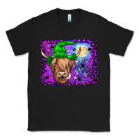 Black highland cow halloween Classic Tee - JahusDesignShop