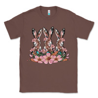 Chestnut rabbits with blossom flower Classic Tee - Artiststas