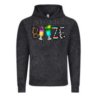 Vintage Black girl's weekend booze & besties Vintage Hoodie - CowhideDigitalArt
