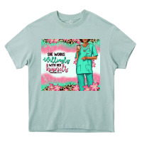 Arona she works willingly with her hands afro nurse Heavy Core Tee - RanaPortraitStore