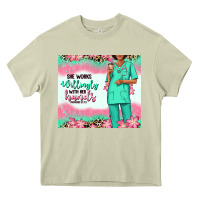 Mossy she works willingly with her hands afro nurse Heavy Core Tee - RanaPortraitStore
