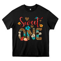 Black sweet one strawberry Heavy Core Tee - Artiststas
