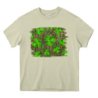 Mossy st patricks day shamrock and leopard distressed ba Heavy Core Tee - RanaPortraitStore