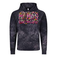 Cloud Black mama is valentine Vintage Hoodie - RacoonDesign