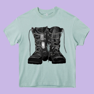 Heavy Core Tee soldier boots