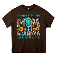 Chocolate Brown god gifted me two titles mom and grandma and i roc Heavy Core Tee - RanaPortraitStore