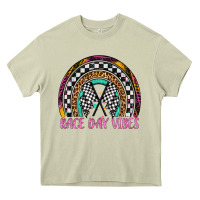 Mossy race day vibes rainbow Heavy Core Tee - Artiststas