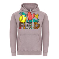 Vintage Zinc my heart is on that field softball Vintage Hoodie - HRA Design Shop
