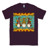 Plum coffee gnomes Classic Tee - Artiststas