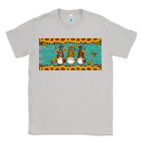 Moon Dust coffee gnomes Classic Tee - Artiststas