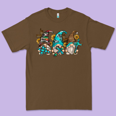 Premium Tee western cross gnomes