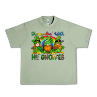 Oil Green shamrockin with my gnomies Urban Heavy Tee - Artiststas
