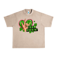 French Oak shamrockin' rock n roll female hand Urban Heavy Tee - Artiststas