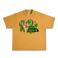 Peanut Butter shamrockin' rock n roll female hand Urban Heavy Tee - Artiststas