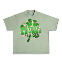 Oil Green st patricks day clover Urban Heavy Tee - Artiststas