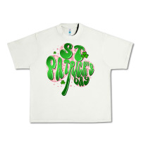 Pistachio st patricks day clover Urban Heavy Tee - Artiststas