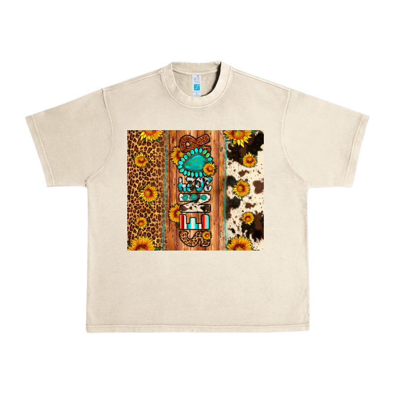 Senior 2024 Urban Heavy Tee by Artiststas | Teevron