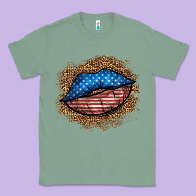 Western 4 Of July Lips Classic Tee Designed By Bundleandbundleshop