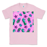 Bubblegum Pink summer ocean seamless pattern Classic Tee - BundleAndBundleShop