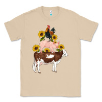 Mushroom western farm life cow pig rooster with sunflowers Classic Tee - Artiststas