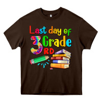 Chocolate Brown last day of third grade Heavy Core Tee - Artiststas