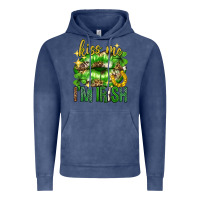 Vintage Denim Kiss me im irish st.patricks day lips st.patricks Vintage Hoodie - Neo Western