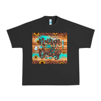 Pigment Black nurse on duty Urban Heavy Tee - JahusDesignShop
