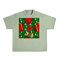 Oil Green christmas surprise gift box seamless pattern Urban Heavy Tee - BundleAndBundleShop