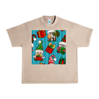 French Oak christmas gnomes and gift box seamless pattern Urban Heavy Tee - BundleAndBundleShop