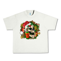 Pistachio christmas skull and gift Urban Heavy Tee - AdoDesignShop