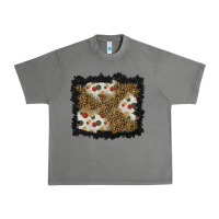Tornado christmas mistletoe background Urban Heavy Tee - BundleAndBundleShop