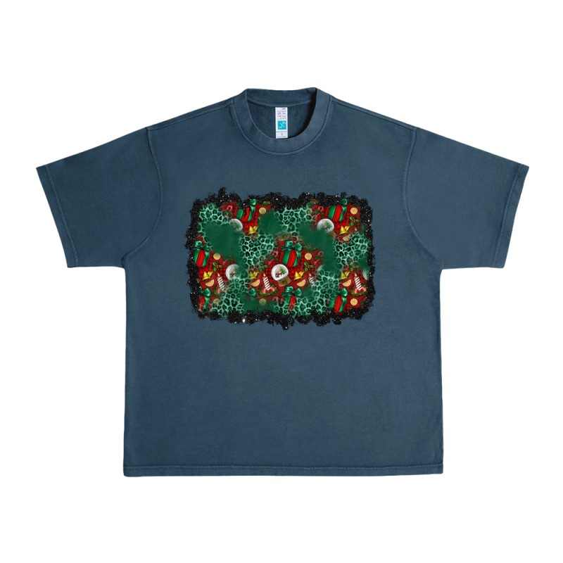 Christmas Gift Box And Leopard Background Urban Heavy Tee by BundleAndBundleShop | Teevron