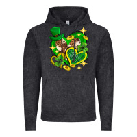 Vintage Black St. Patrick's Day lucky heart Vintage Hoodie - Neo Western