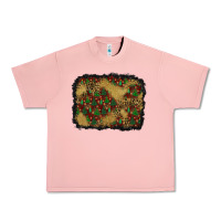 Salmon christmas trees and leopard background Urban Heavy Tee - BundleAndBundleShop